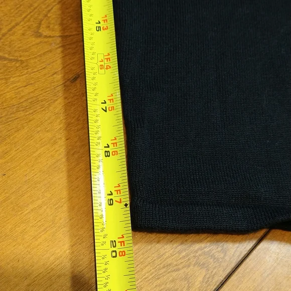 The Quacker Factory Sequin Sweater Cardigan Button Medium M Shiny EUC - Picture 10 of 13